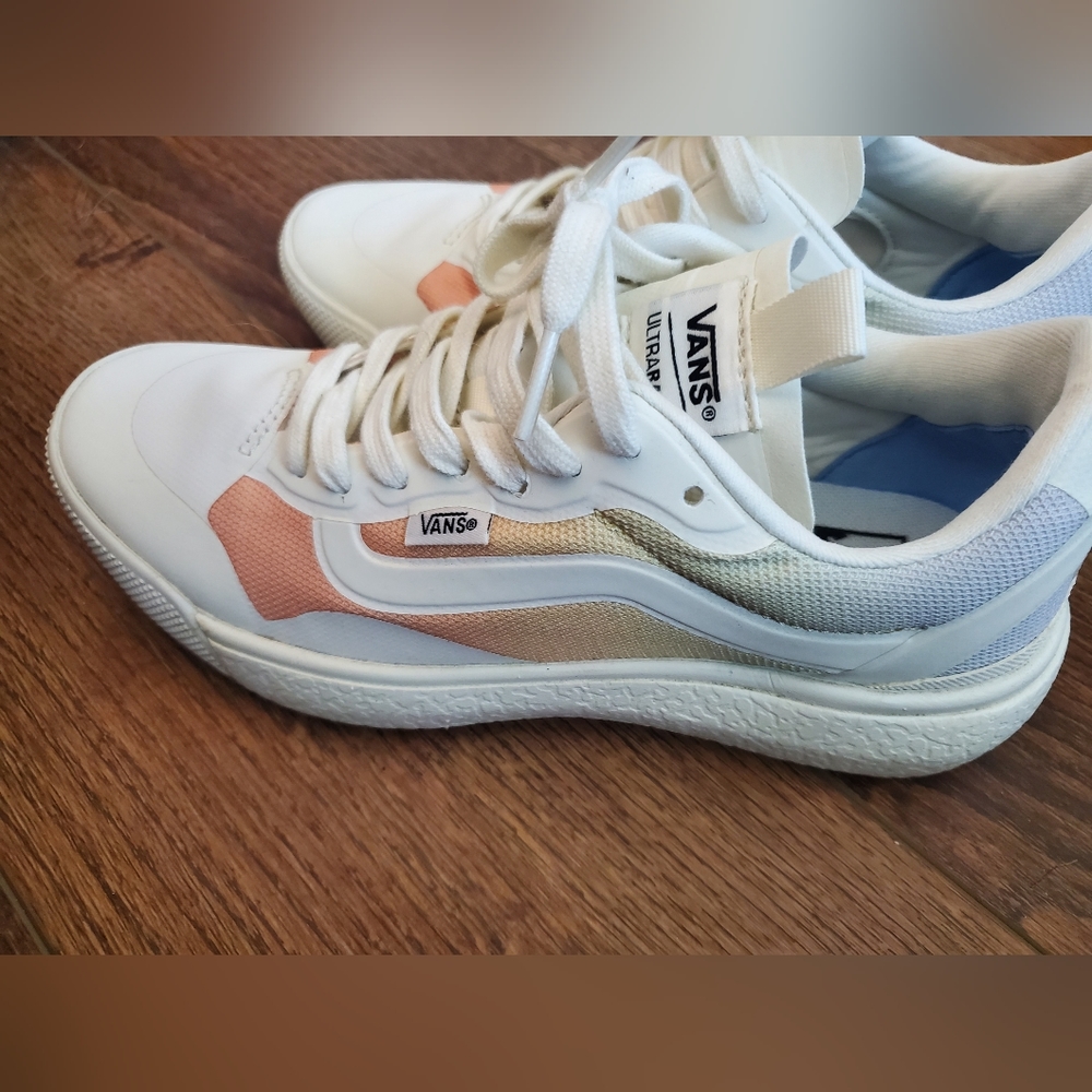 Vans ultrarange sneakers